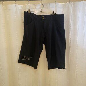 Black DaKine Womens Active Shorts Size 28